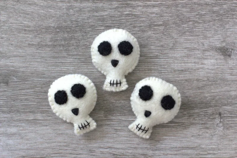 Felt Skeleton Skull